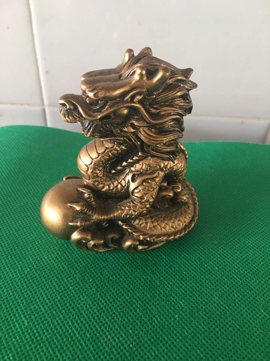 ORIENTAL LUCK DRAGON FIGURE