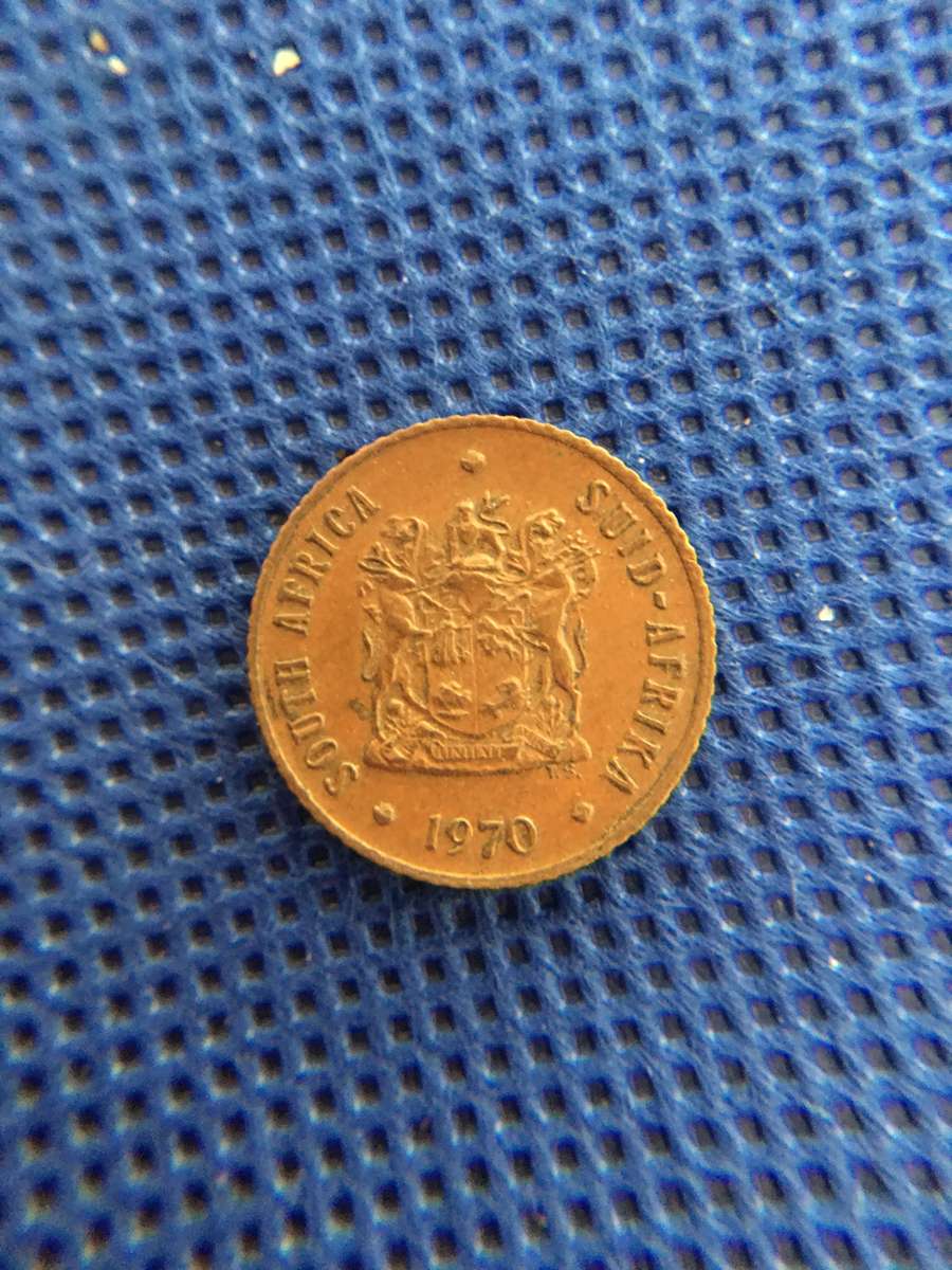 SOUTH AFRICA  LOT OF 9 CRESTED COINS  - (A12)  R1   50c  20c  10c  5c  5c 2c 1c 1/2c