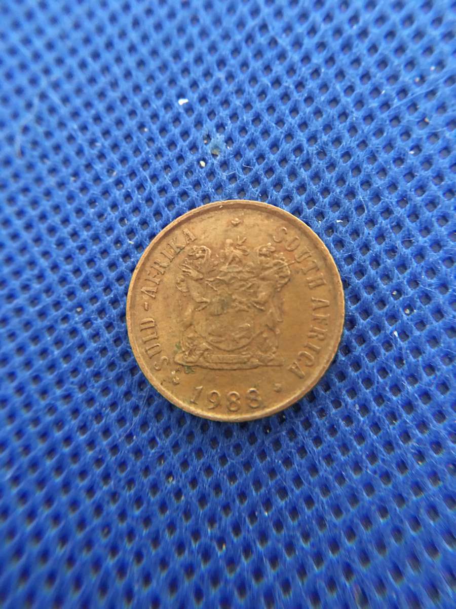 SOUTH AFRICA LOT OF 4 COINS  (A7) 2c  1c  5c 2c all crested coins