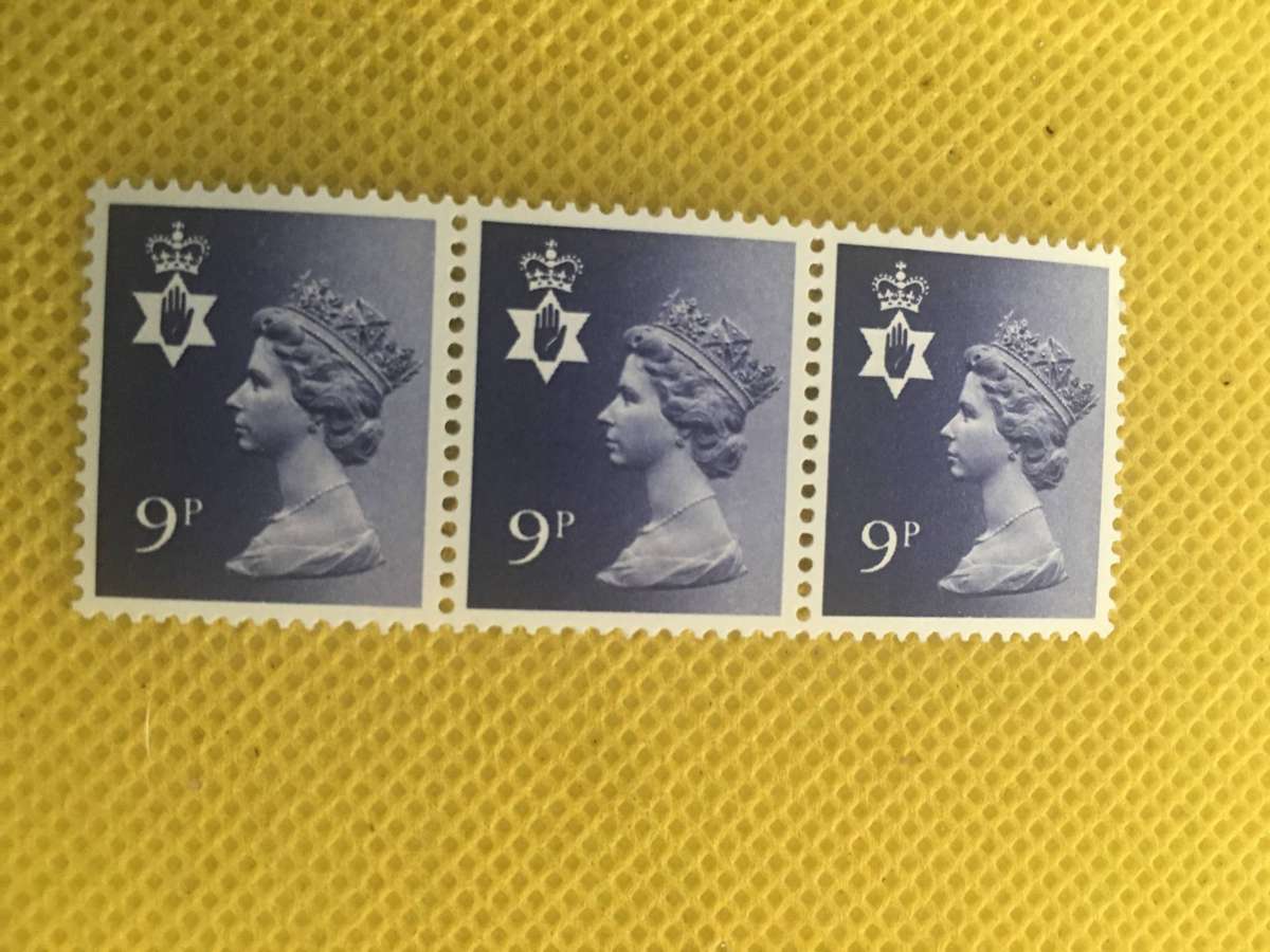GREAT BRITAIN - SCOTLAND 9P LOT OF 3  UNUSED