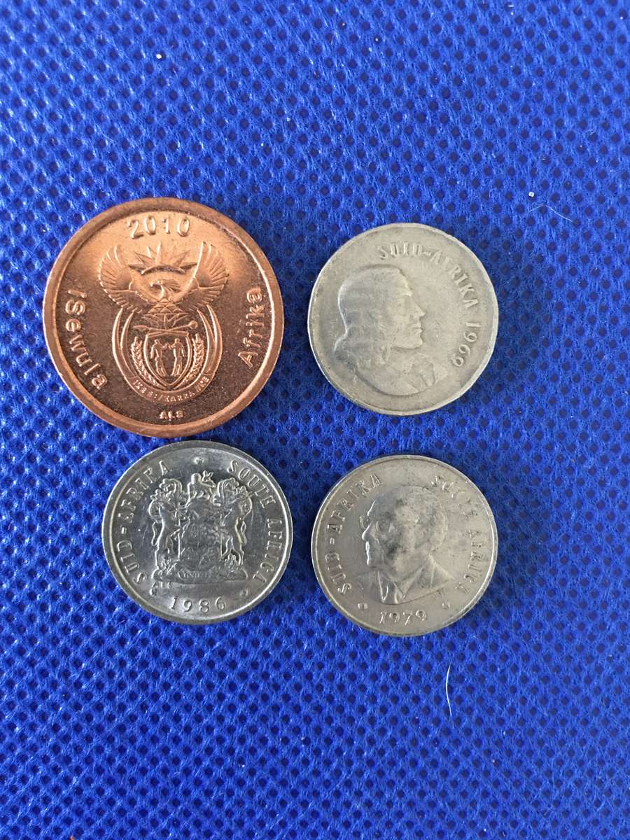 SOUTH AFRICA LOT OF 4 DIFFERENT 5c  COINS  (3*)