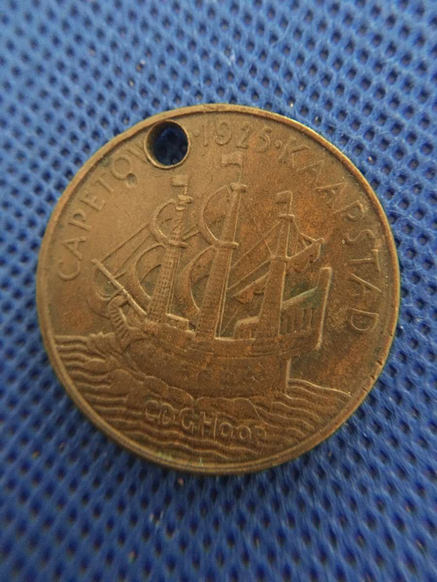 PRINCE EDWARD 1925 MEDALLION/COIN ROYAL VISIT CAPE TOWN