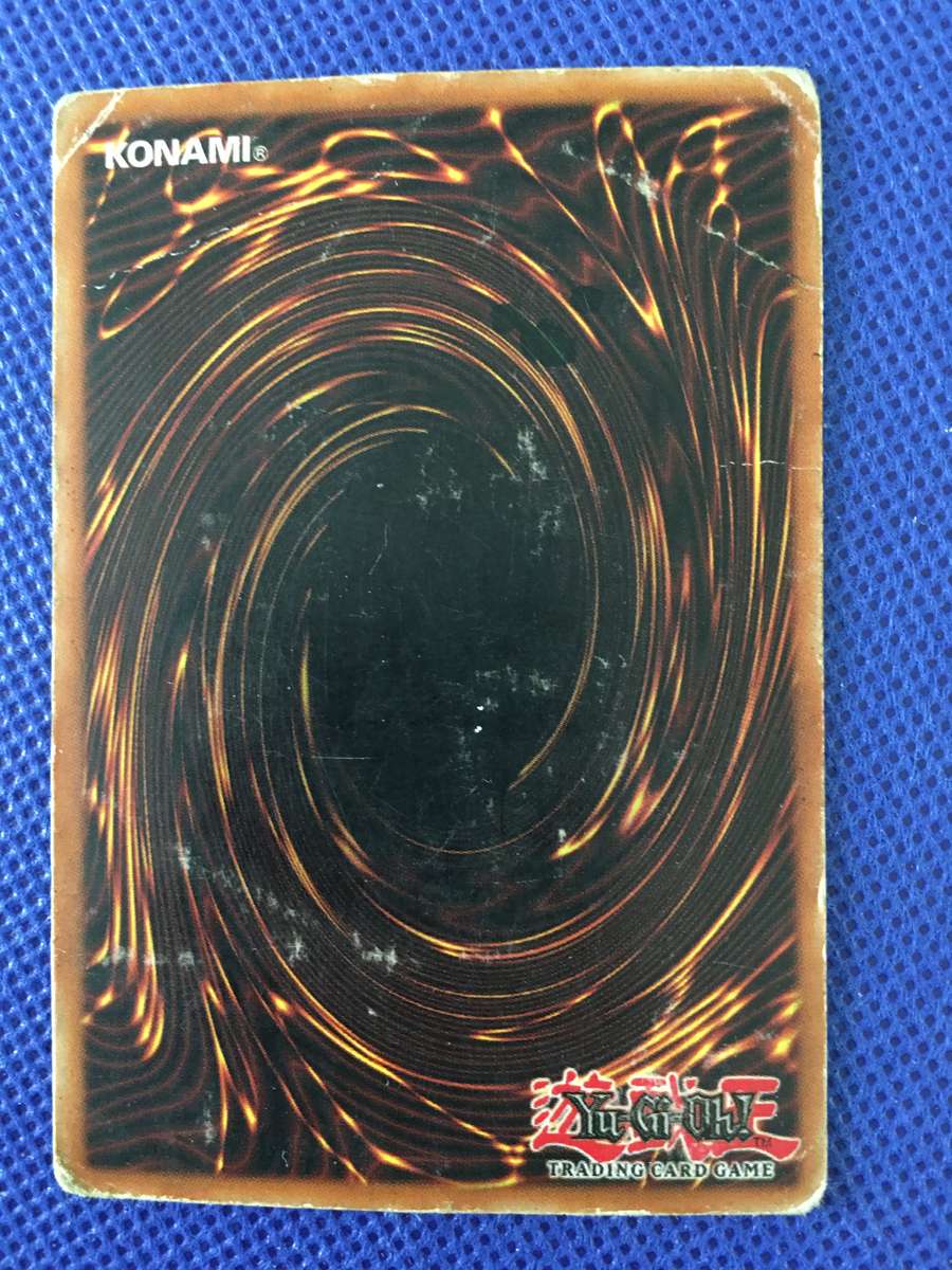 YU-GI-OH TRADING CARD - NOBLEMAN OF CROSSOUT