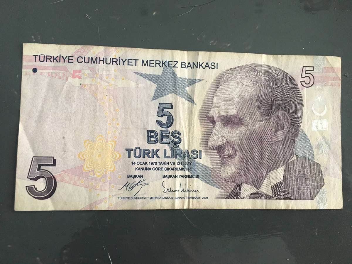 TURKEY BANK NOTE - 2009 - TURK LIRASI 5  BANK NOTE