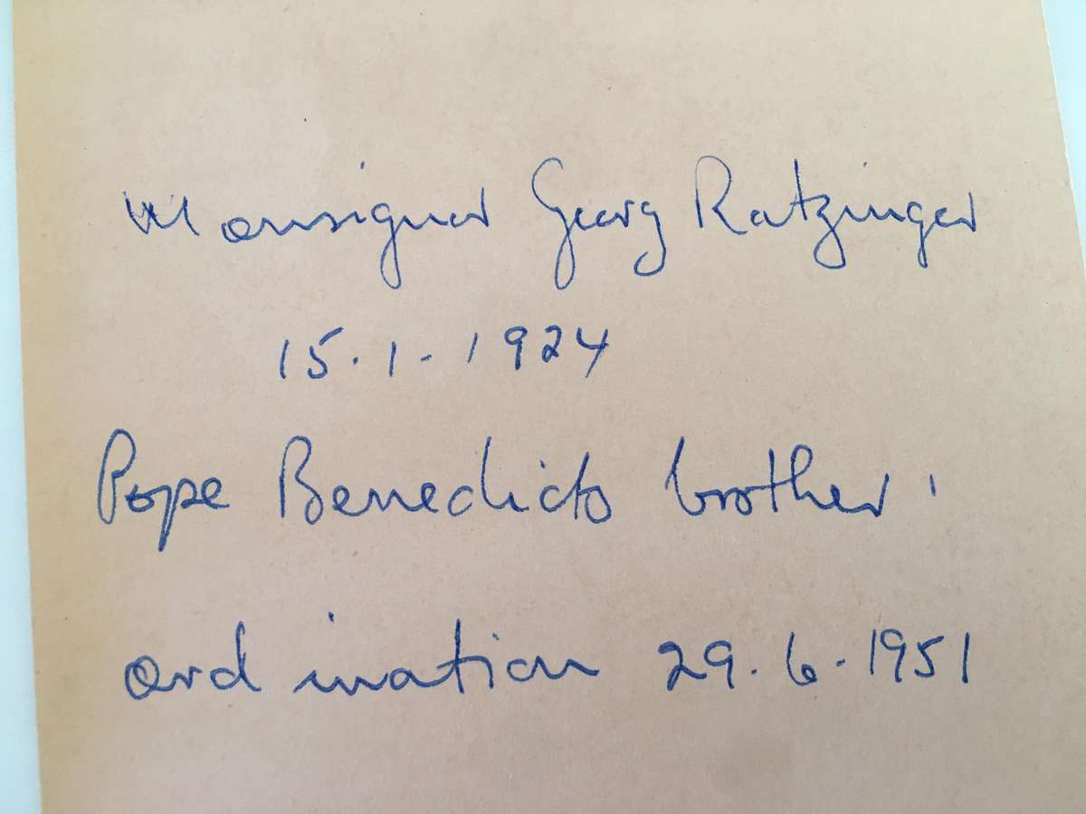 AUTOGRAPHED / SIGNED POPE BENEDICTS BROTHER   MONSIGNIOR GEORGE RATZINGER