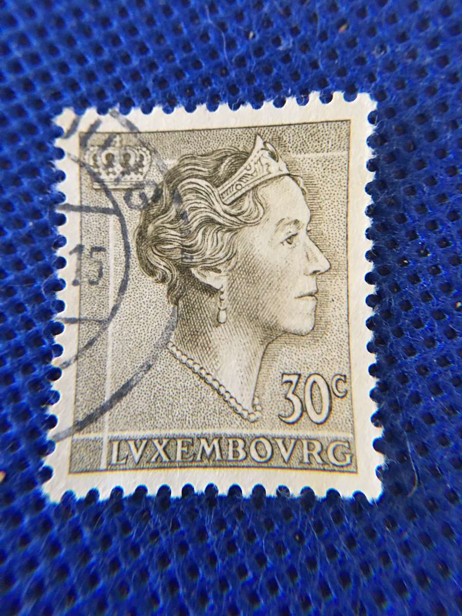 LUXEMBOURG  USED 30c DUTCHESS STAMP