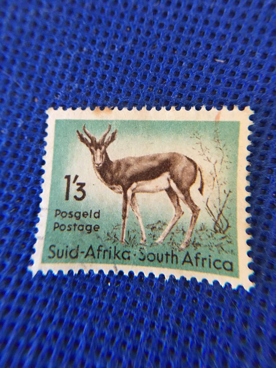 SOUTH AFRICA USED SPRINGBOK 1.3 POSTAGE STAMP 1961