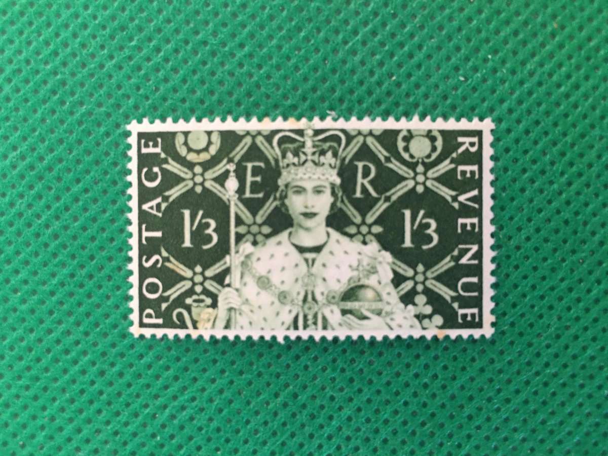 GREAT BRITAIN MINT SET OF STAMPS