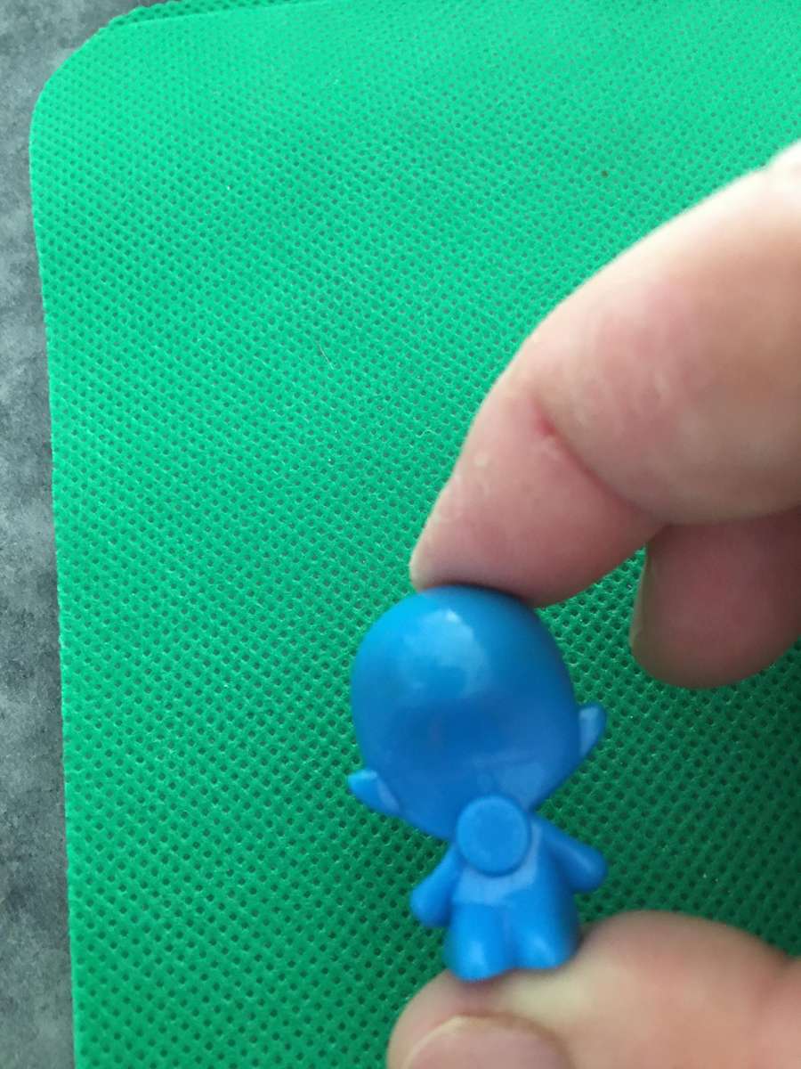 GOGO'S CRAZY BONE MINIATURE COLLECTIBLES - SMALL FIGURE