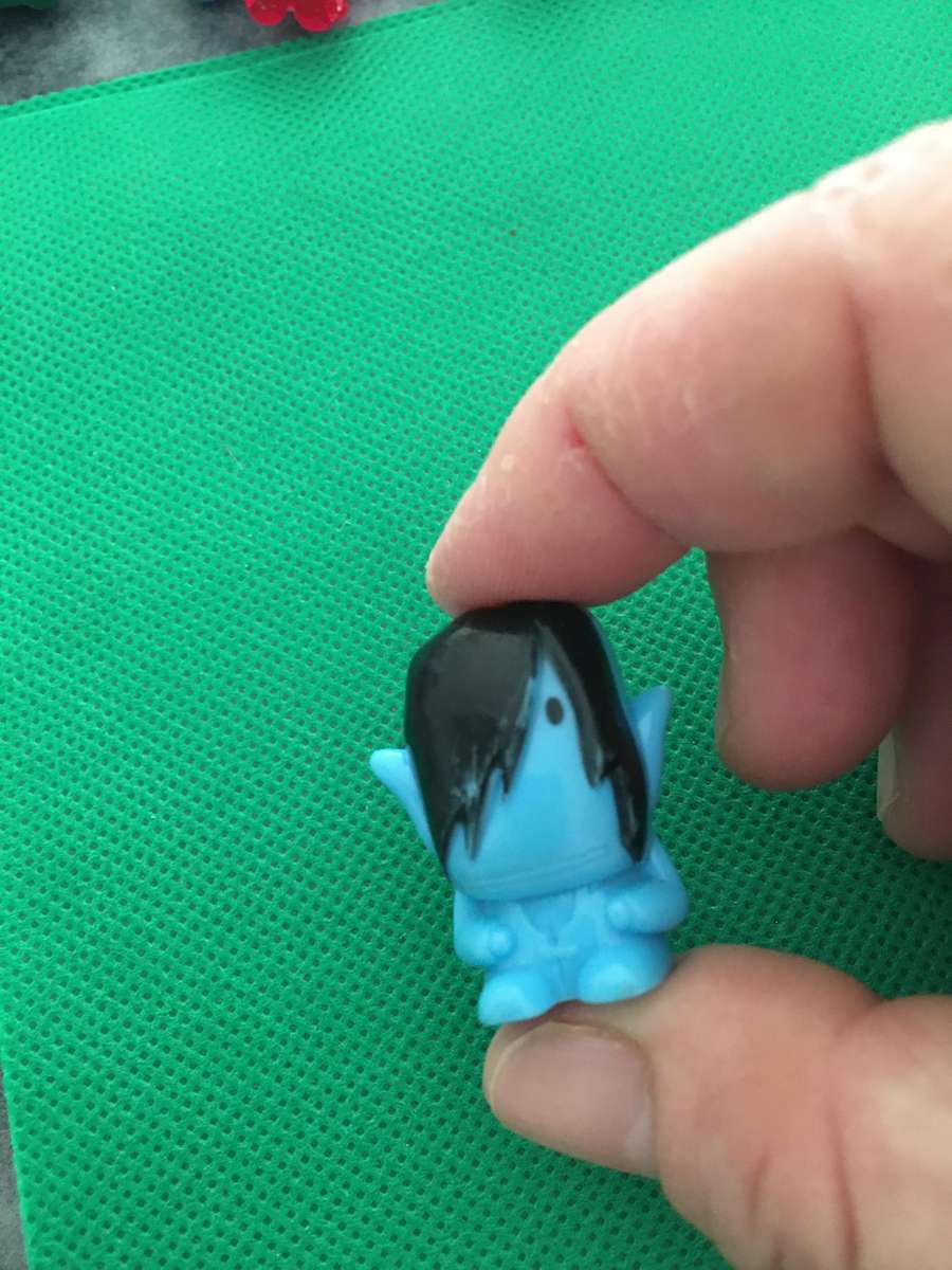 GOGO'S CRAZY BONE MINIATURE COLLECTIBLES - SMALL FIGURE