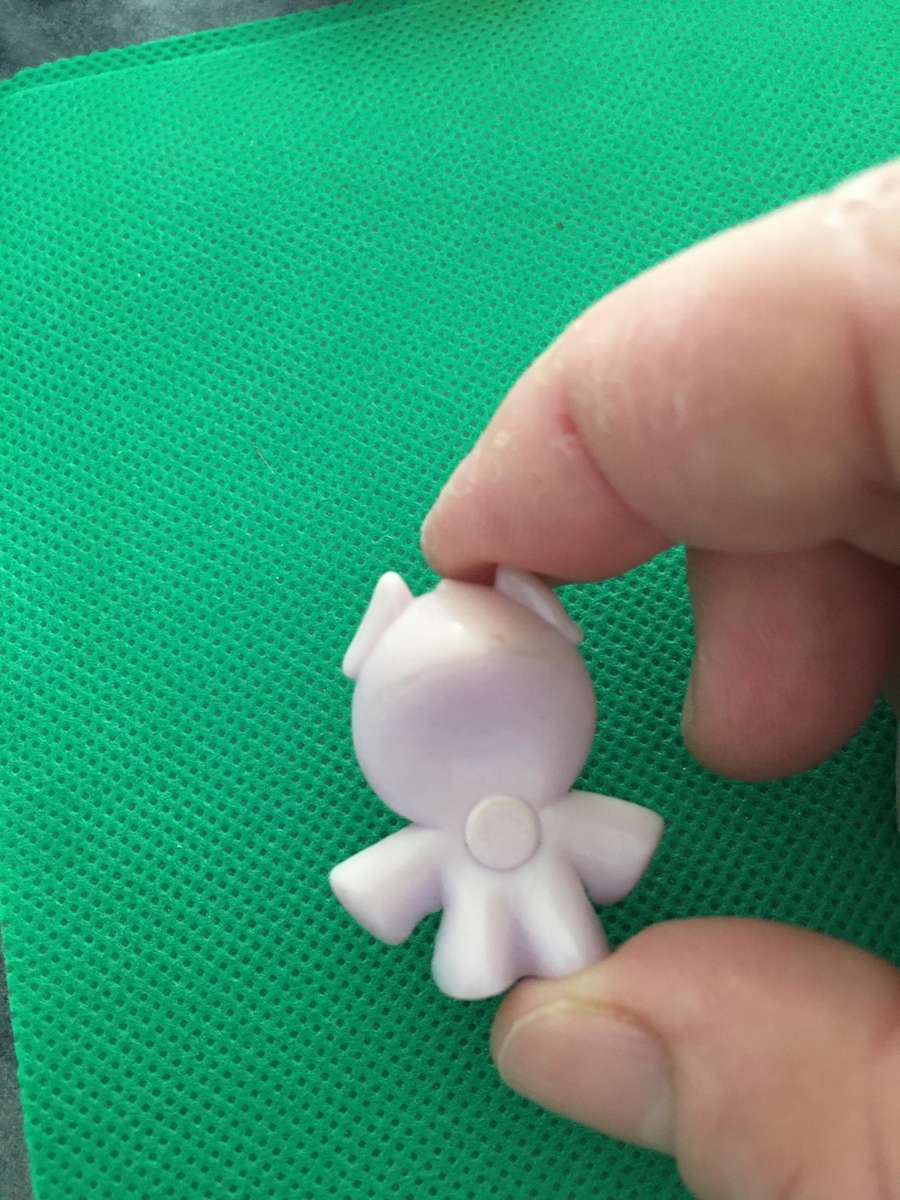 GOGO'S CRAZY BONE MINIATURE COLLECTIBLES - SMALL FIGURE