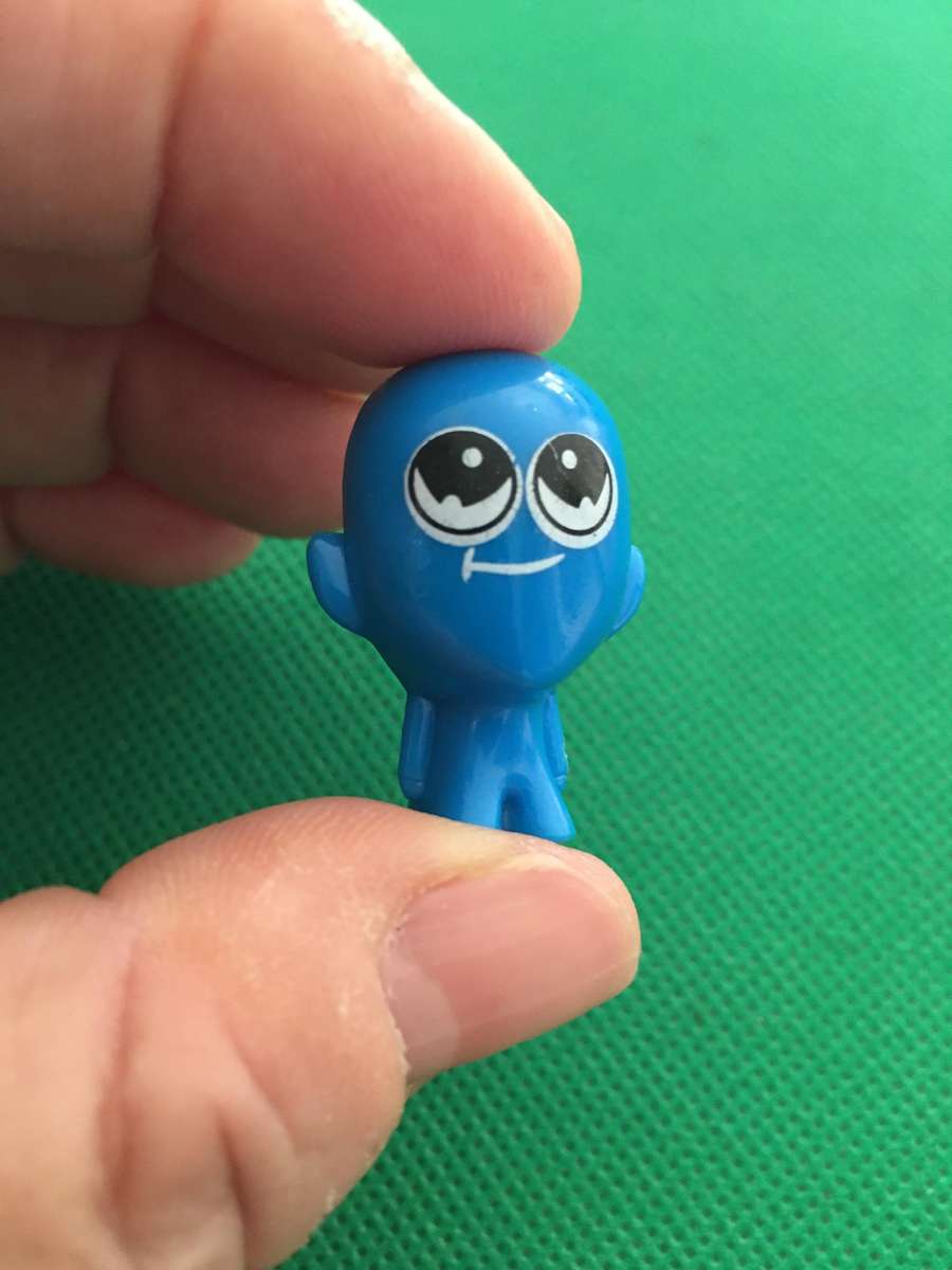 GOGO'S CRAZY BONE MINIATURE COLLECTIBLES - SMALL FIGURE