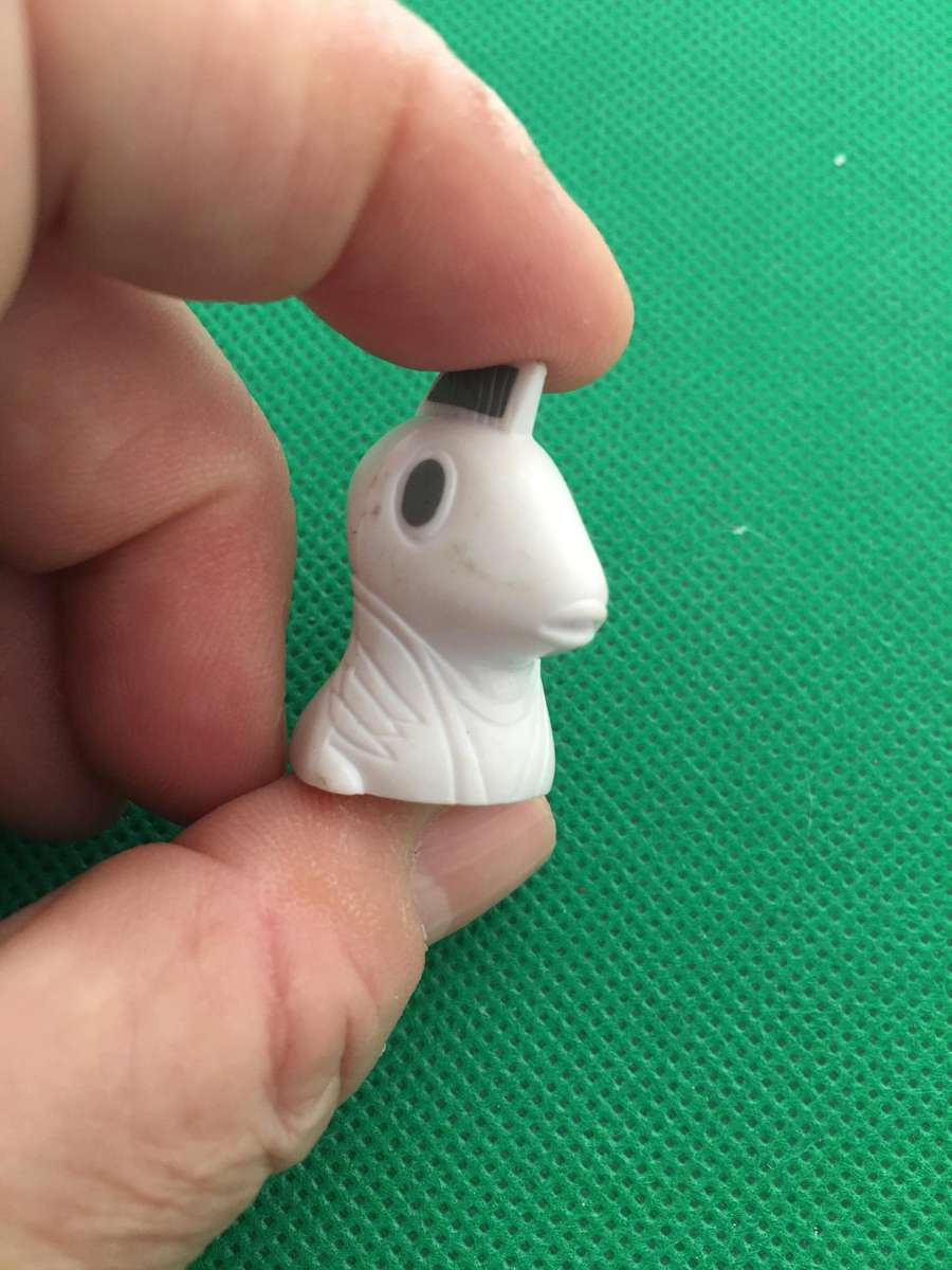 GOGO'S CRAZY BONE MINIATURE COLLECTIBLES - SMALL FIGURE