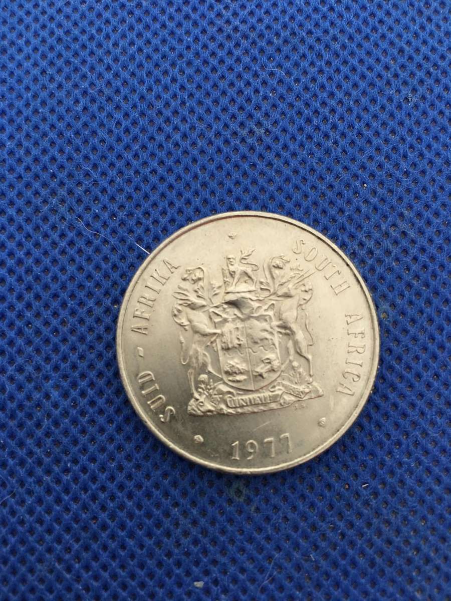 SOUTH AFRICA 1 RAND COIN 1977 - CREST