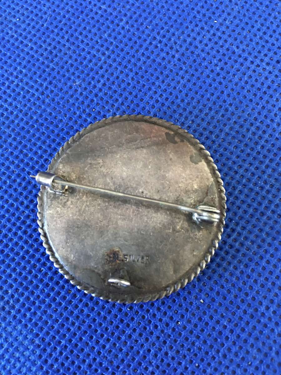 VINTAGE SILVER BROOCH