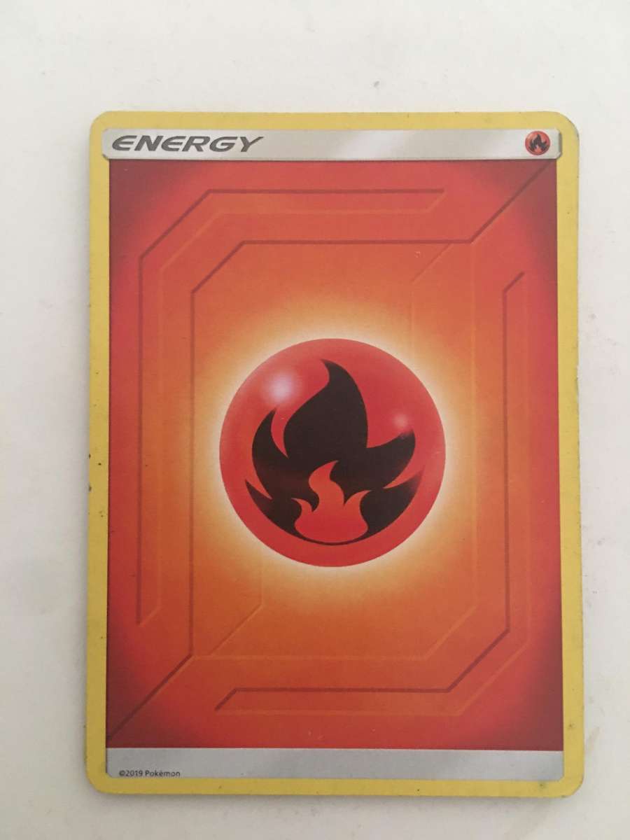 POKEMON TRADING CARD -  ENERGY CARD -  2019