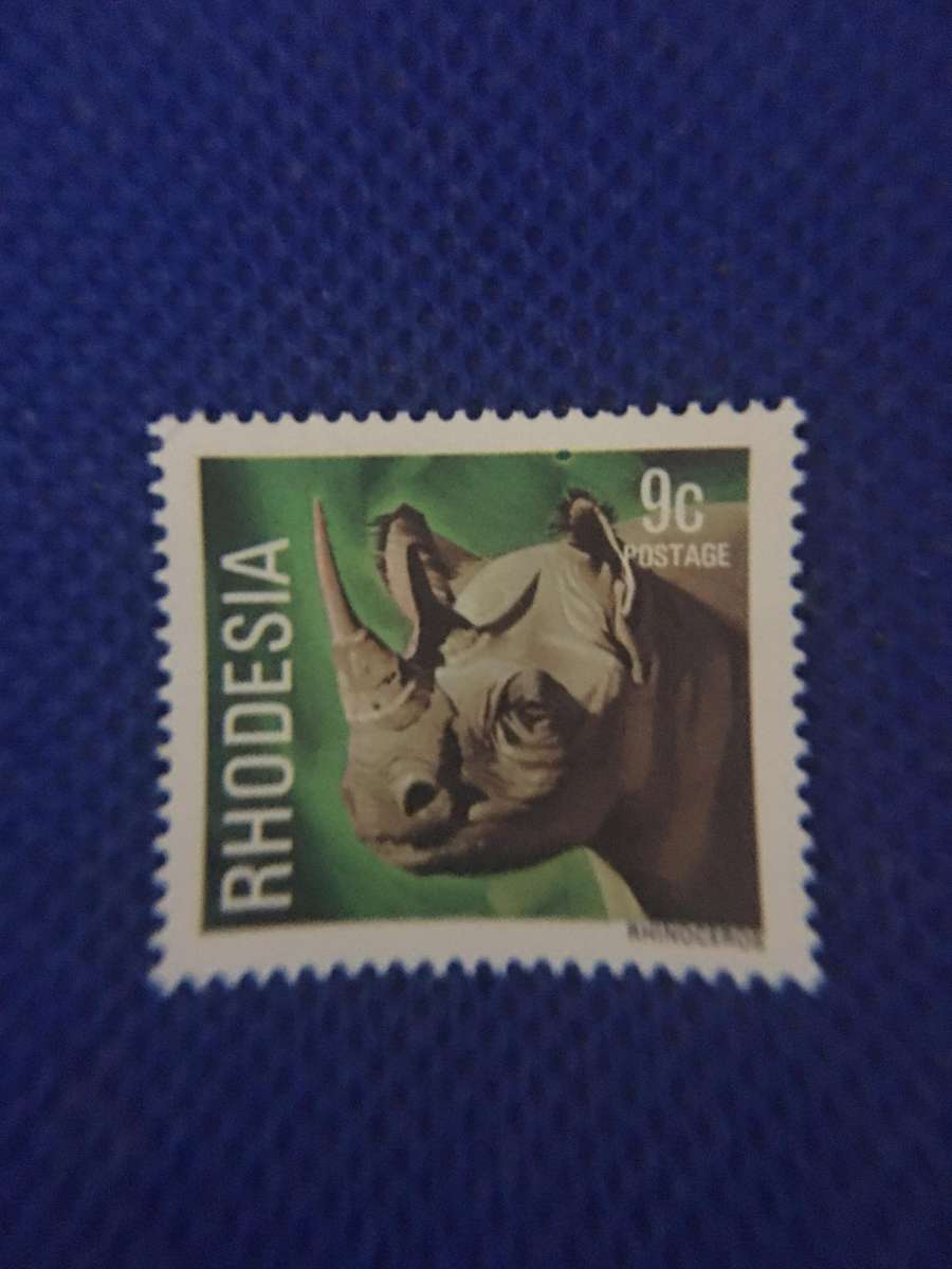 RHODESIA  5 UNUSED WILD LIFE STAMPS