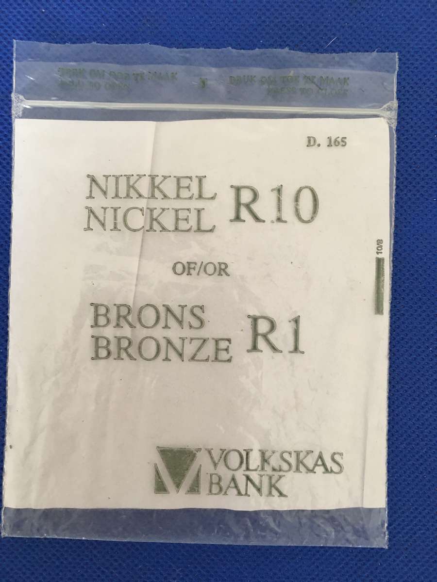 SOUTH AFRICA R2  LOT /  GERHARD DE KOCK BANK NOTE  VOLKSKAS CHEQUE / PEACE TALKS PHONE CARD ETC