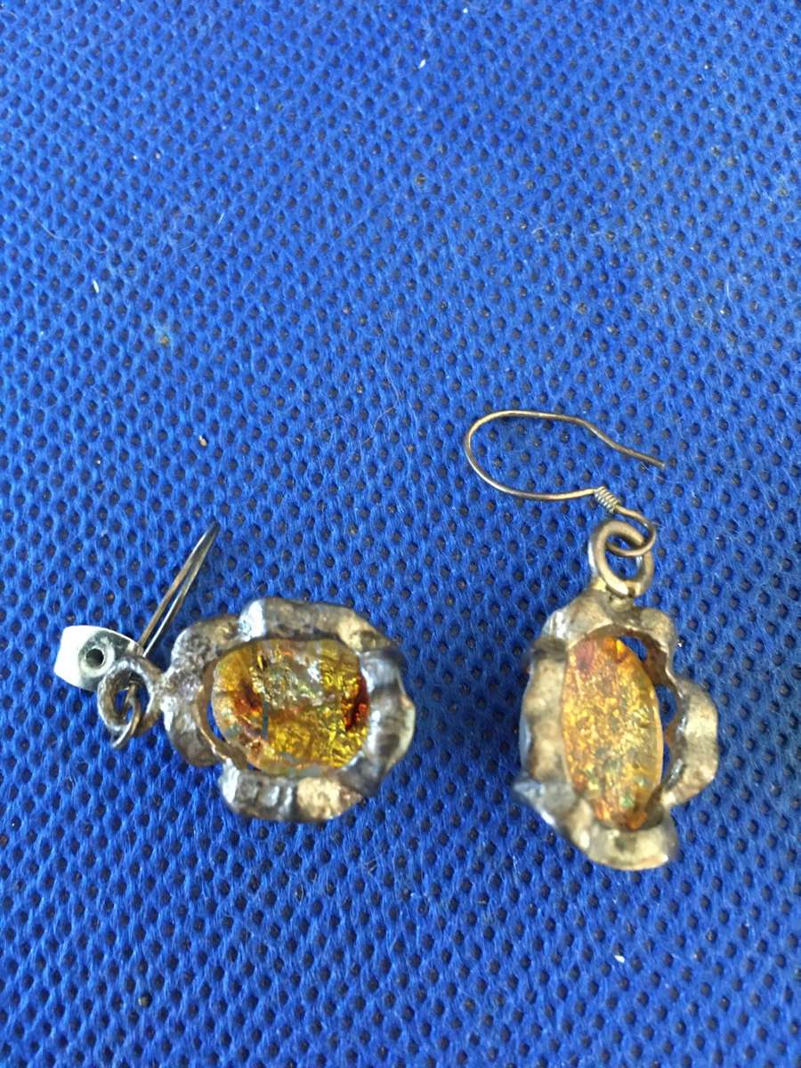 LOVELY VINTAGE EARRINGS