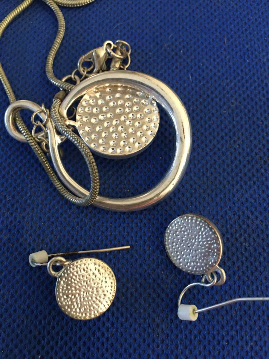 LOVELY EARRINGS AND NECKLACE