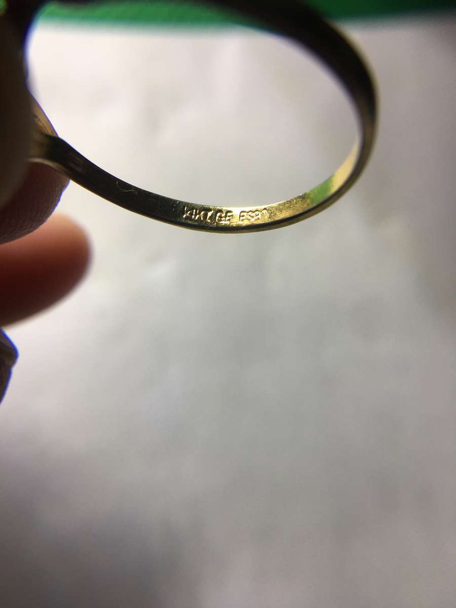 VINTAGE OPAL RING WITH ONE STONE MISSING -  SEE CARETS  ON INSIDE 14 KTS ESPO DIFFICULT TO SEE