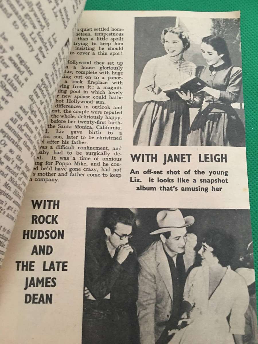 LOVELY VINTAGE SMALL PAPER BACK -  LIZ TAYLOR - LIFE STORY *** GLAMOUR PHOTOS