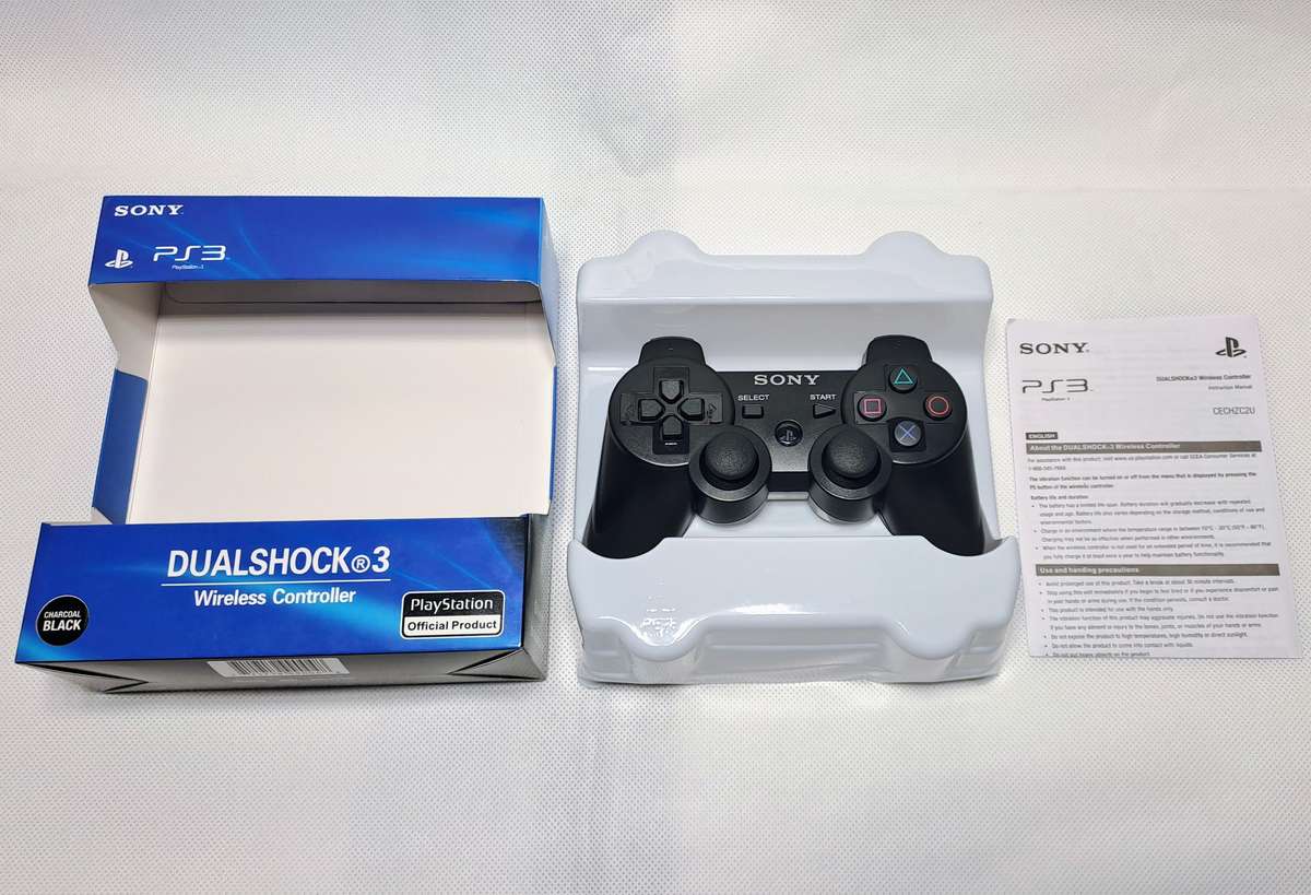 Sony PlayStation DualShock 3 PS3 wireless game controller (Charcoal Black)