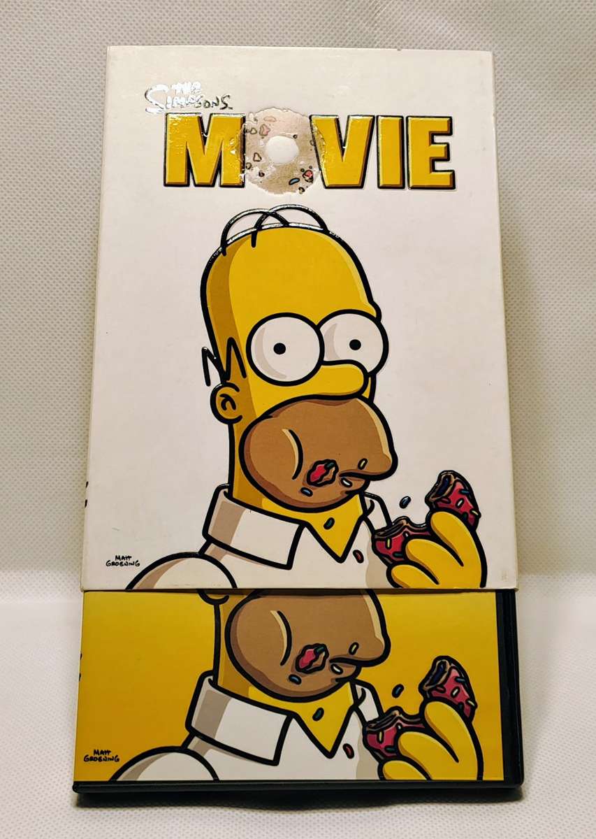 The Simpsons Movie - DVD in plastic case & cardboard sleeve