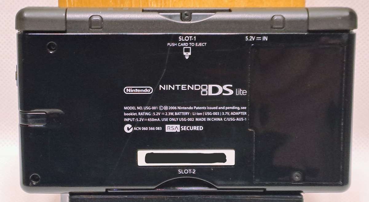 Nintendo DS Lite (Black) handheld console - Mario Kart Bundle