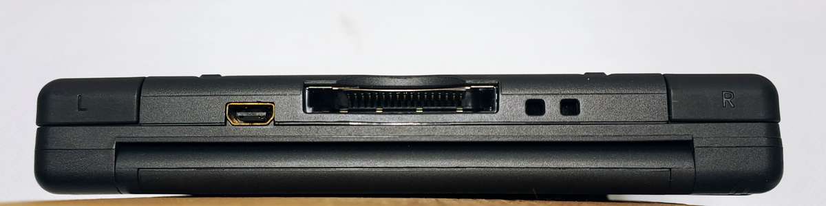 Nintendo DS Lite (Black) handheld console - Mario Kart Bundle