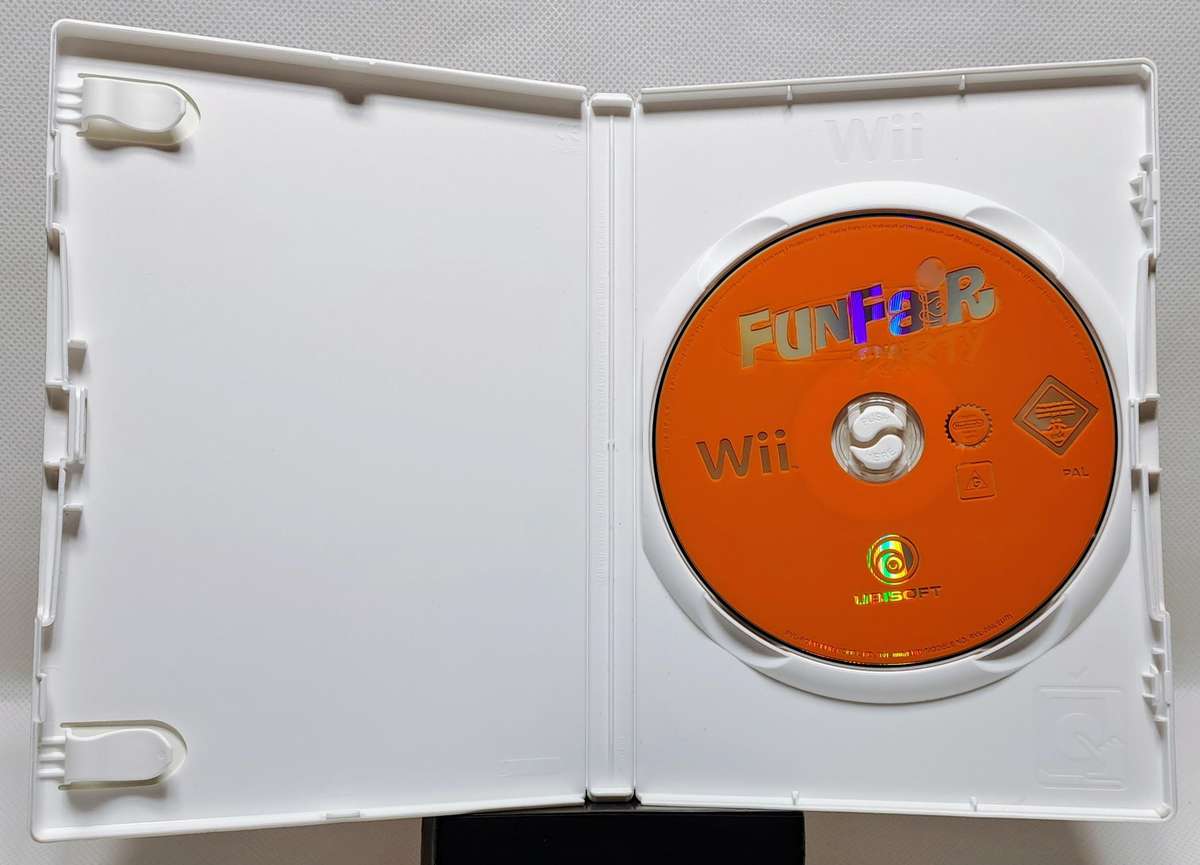 Nintendo Wii (Black & White) Console - WiiSports HDMI Bundle + FunFair Party Game