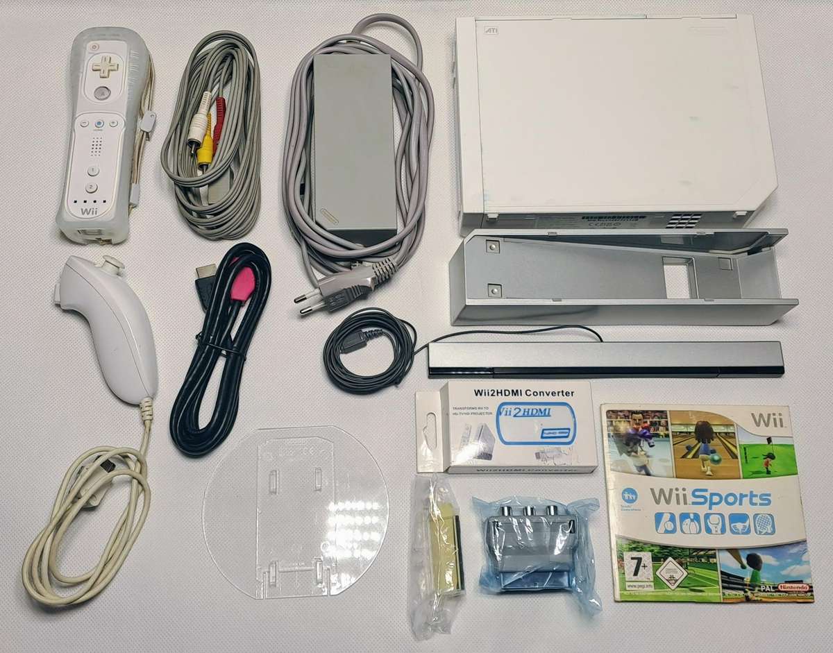 Nintendo Wii (White) Console - WiiSports HDMI Bundle (In Original Retail Box)