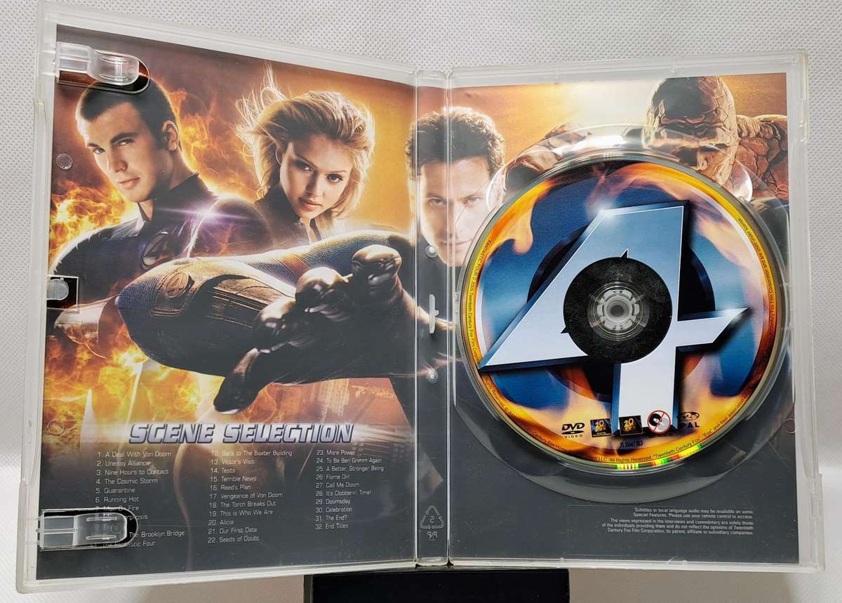 Marvel Superhero DVD Collection  8 Movie Bundle (Avengers, X-Men, Thor & More)