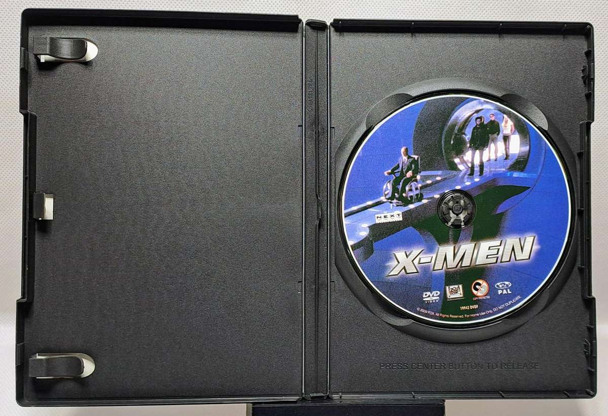 Marvel Superhero DVD Collection  8 Movie Bundle (Avengers, X-Men, Thor & More)