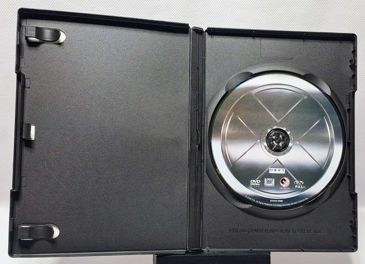 Marvel Superhero DVD Collection  8 Movie Bundle (Avengers, X-Men, Thor & More)