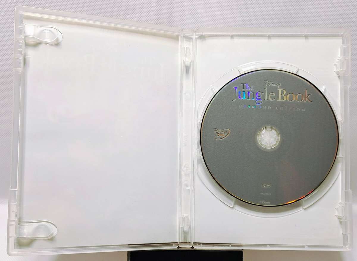 Disney Family DVD Collection  8 Movie Bundle (Frozen, Bambi, Wreck-It Ralph & More)