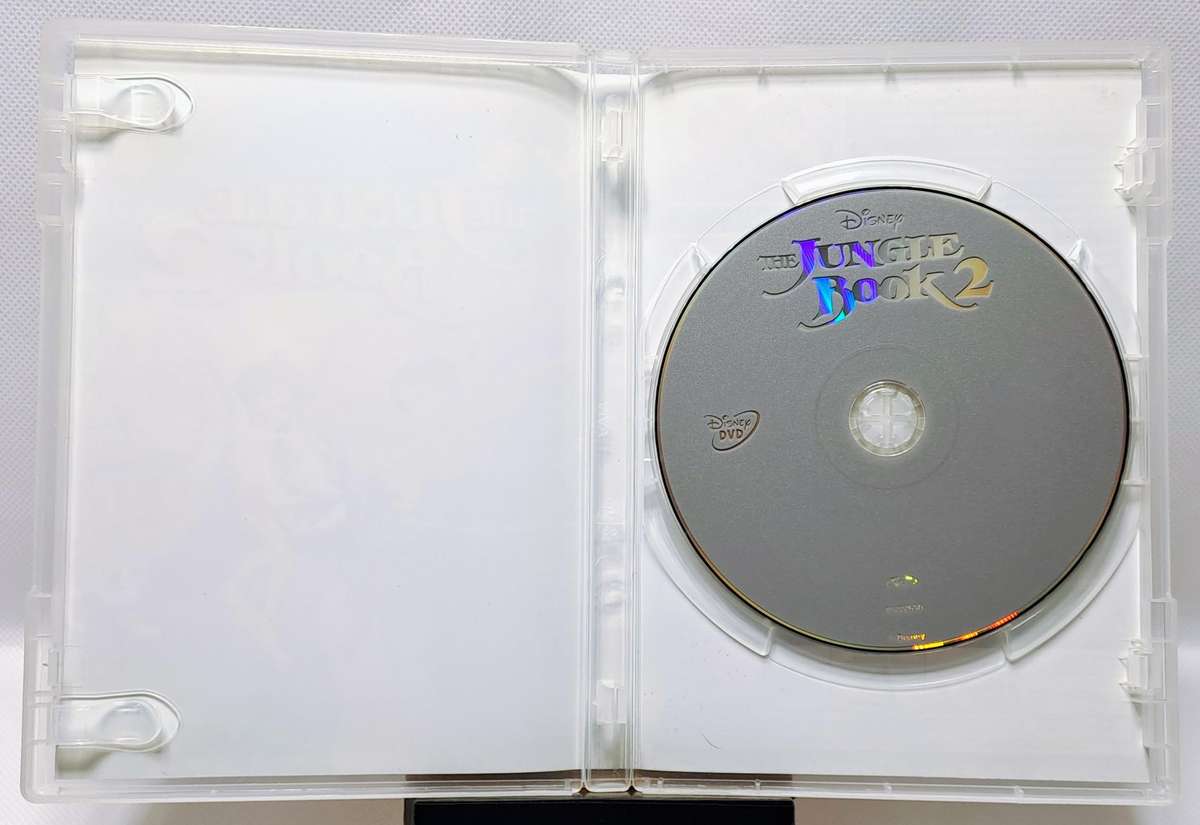 Disney Family DVD Collection  8 Movie Bundle (Frozen, Bambi, Wreck-It Ralph & More)