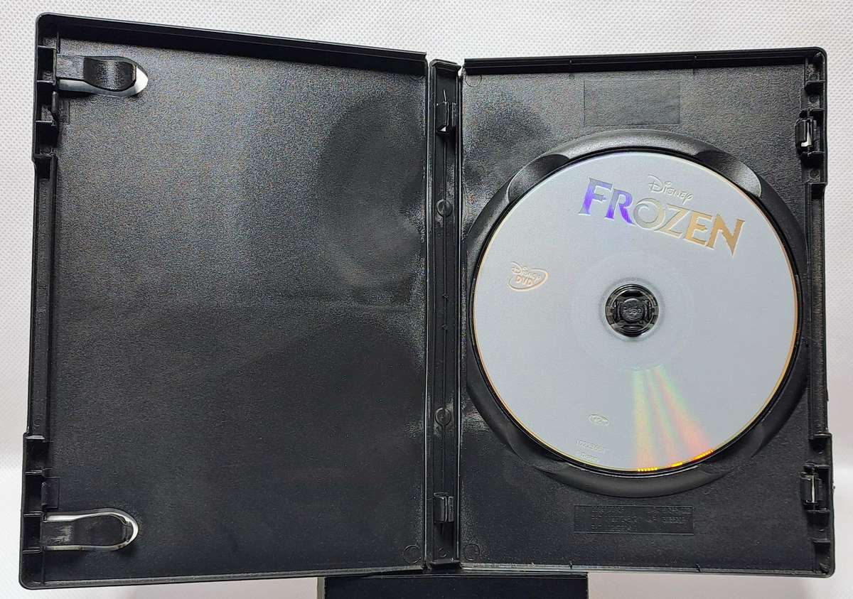 Disney Family DVD Collection  8 Movie Bundle (Frozen, Bambi, Wreck-It Ralph & More)