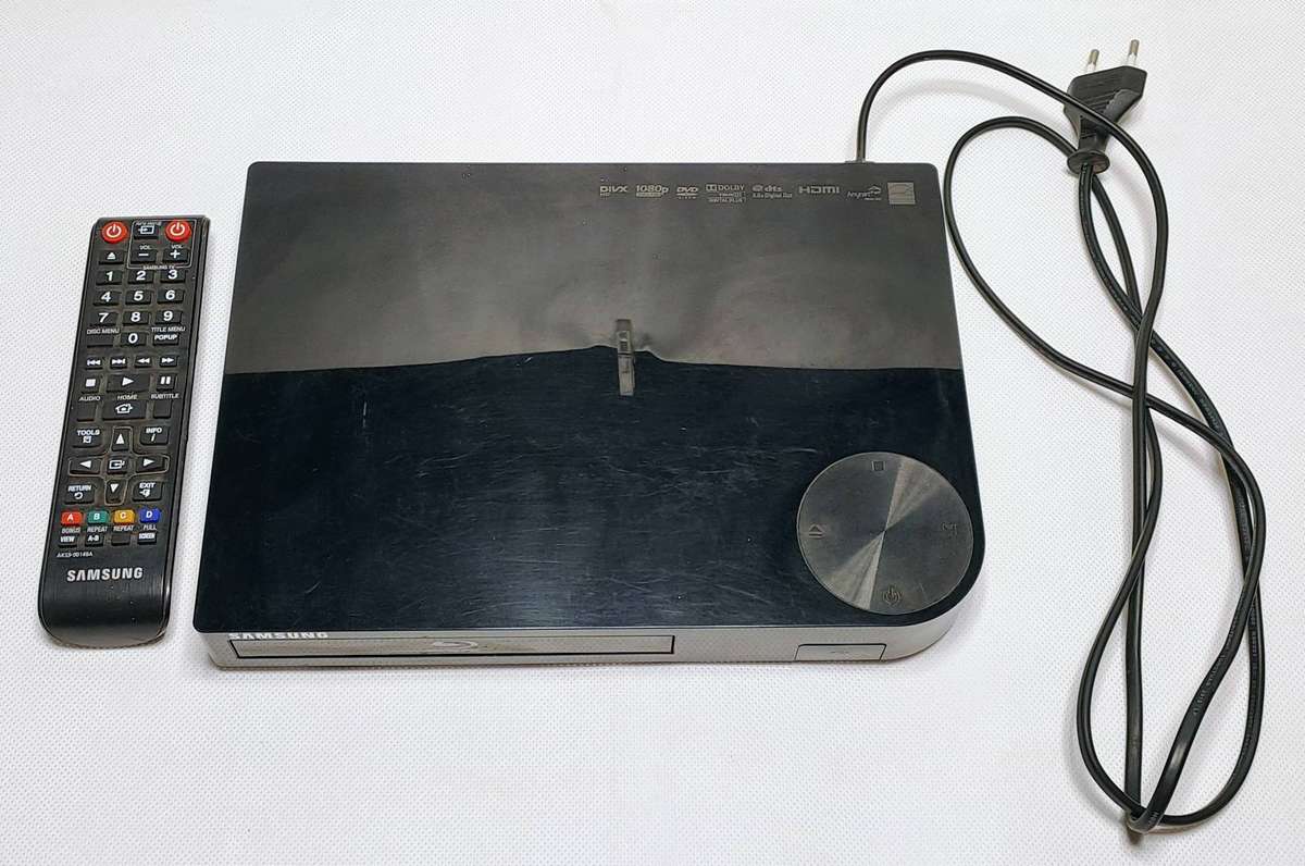 Samsung BD-F5100 Blu-ray Disc Player