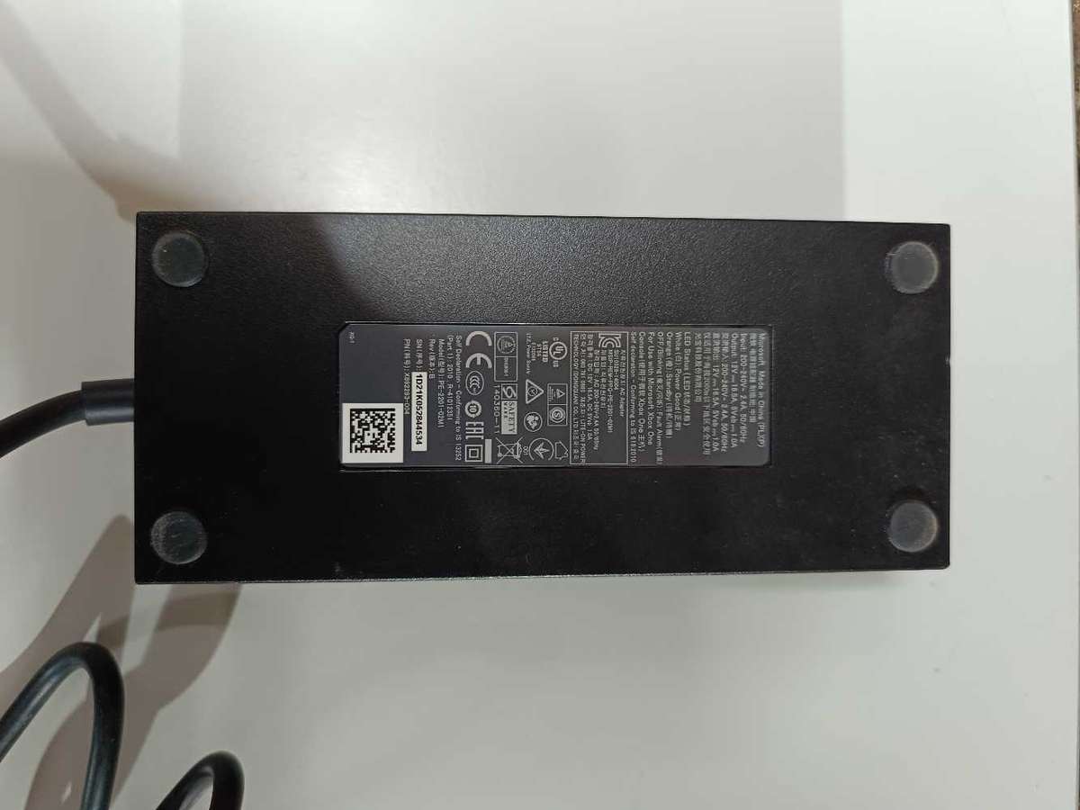 Xbox One Power Brick (Original)