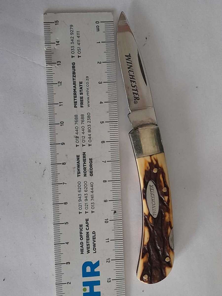 Winchester Pocket Knives.