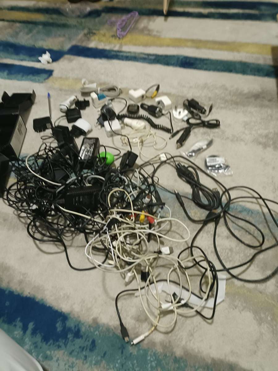 Bulk lot of Cellphone & accessories