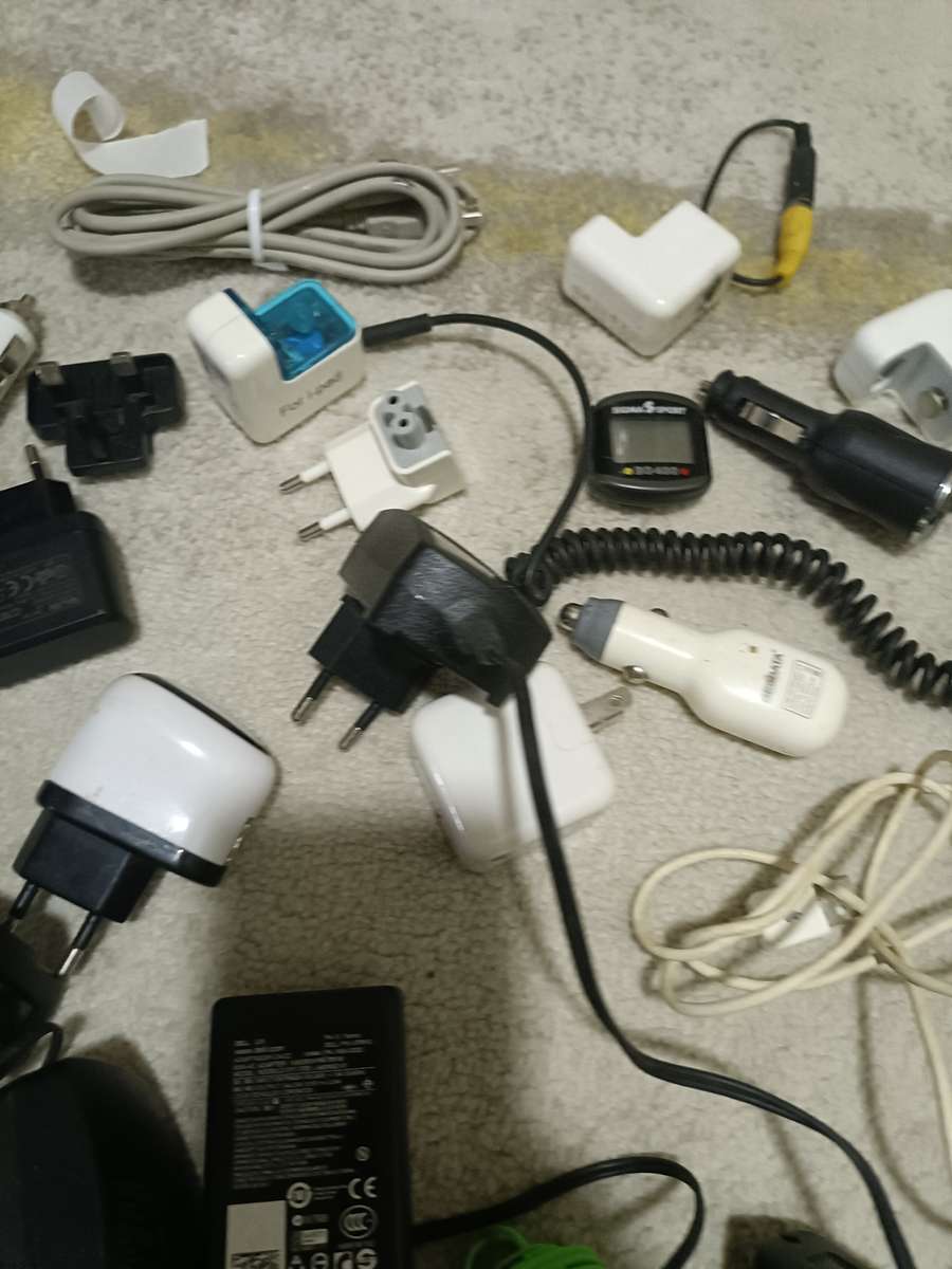 Bulk lot of Cellphone & accessories