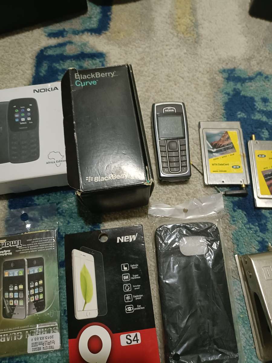 Bulk lot of Cellphone accessories