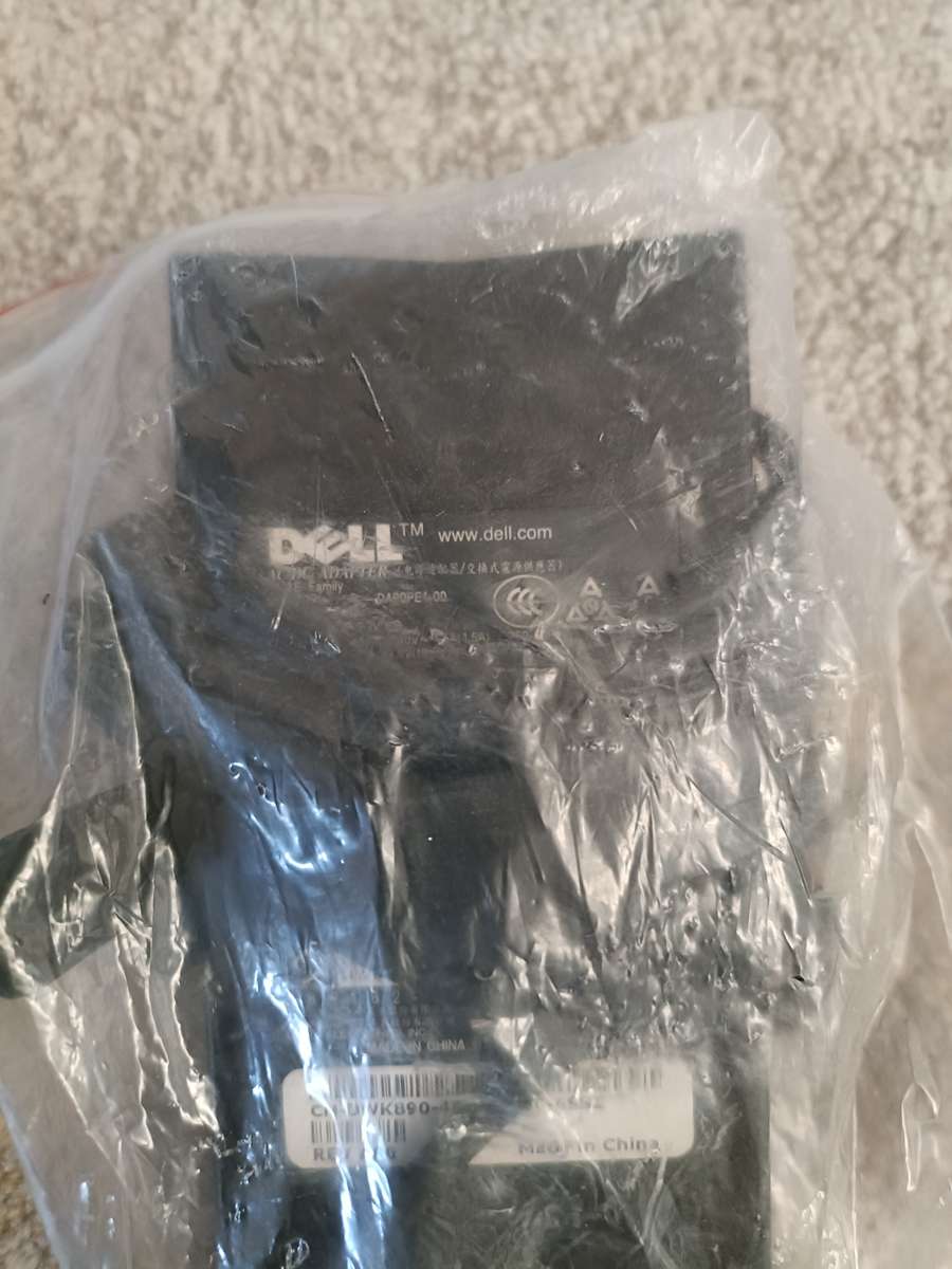 Bulk lot of Dell Chargers