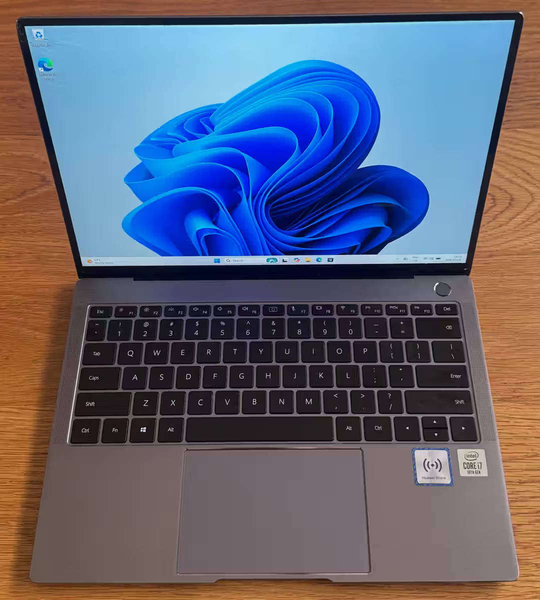 Huawei MateBook X Pro | 10th Gen Intel Core i7-10510u, 16GB Ram, 256Gb SSD, 13.9 3K Display