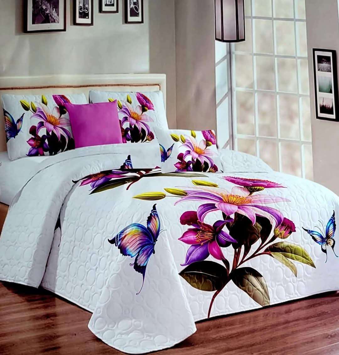 5pc Queen Set, 1 Queen Bedspread , 2 Standard + 2 Continental Pillow Cases