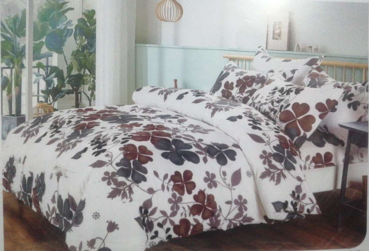 6pc Queen Set Duvet Cover, 2 Standard + 2 continental pillow cases, 1x flat sheet