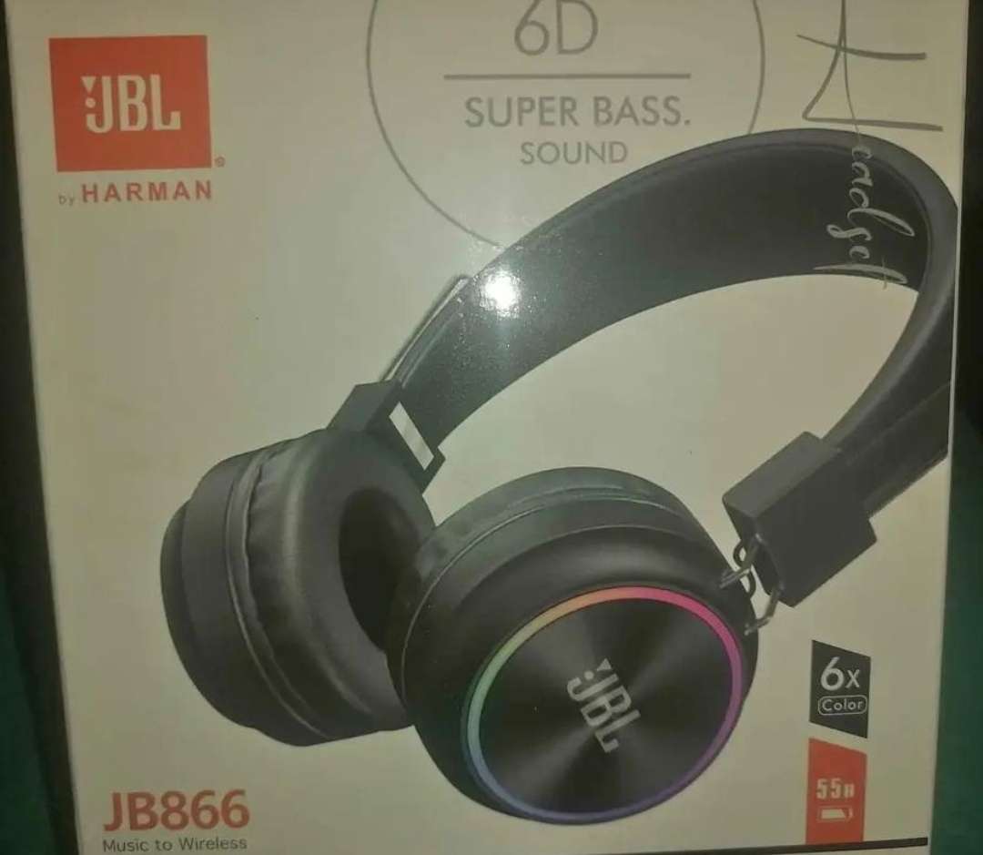 Super Bass Sound JBL Earphones by Harman, 6 x color,