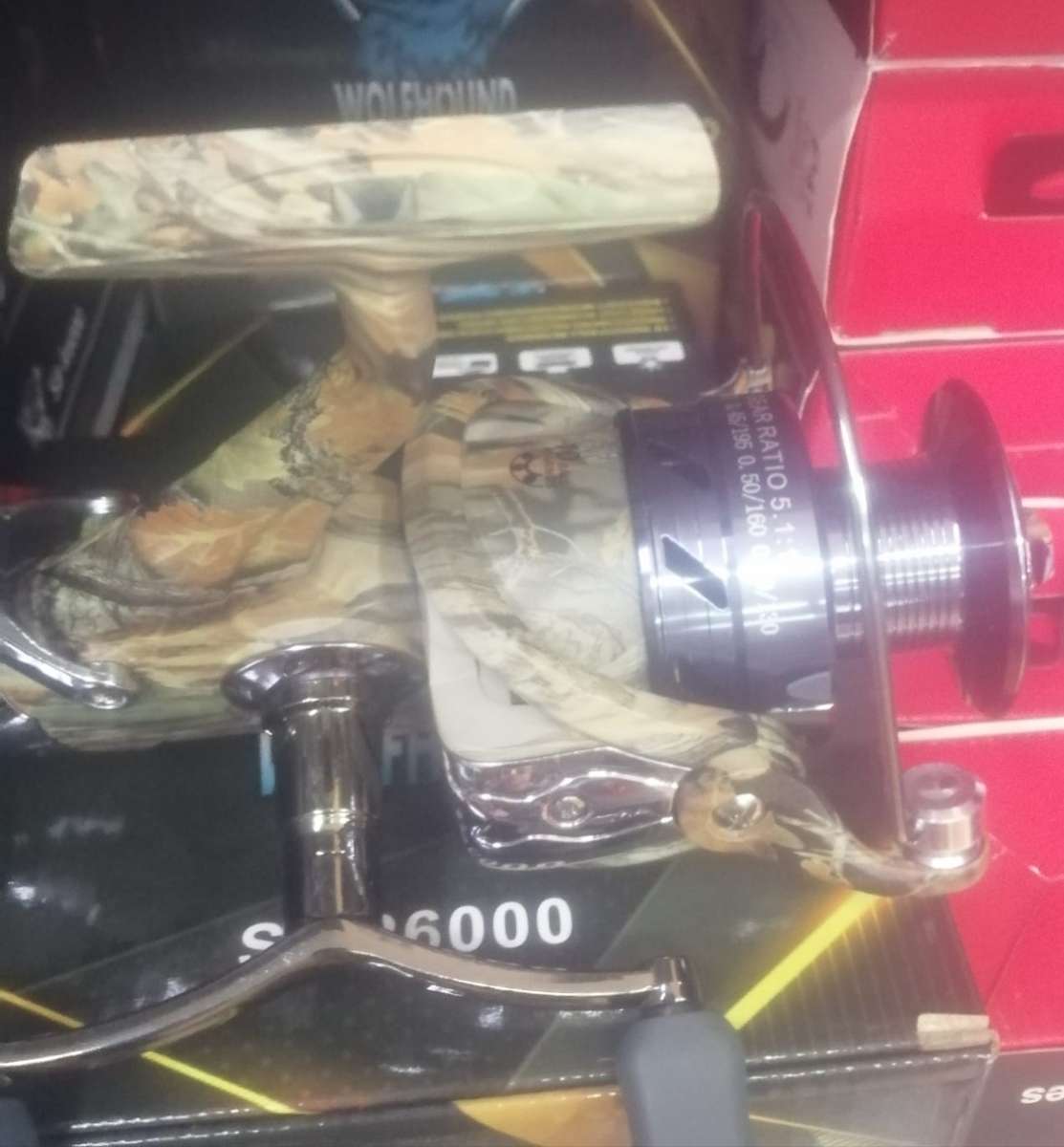 Wolfhound SUP 6000 Camo Bait Runner,Aluminium Spool, 10 ball bearings,Double handle, smooth retrieve